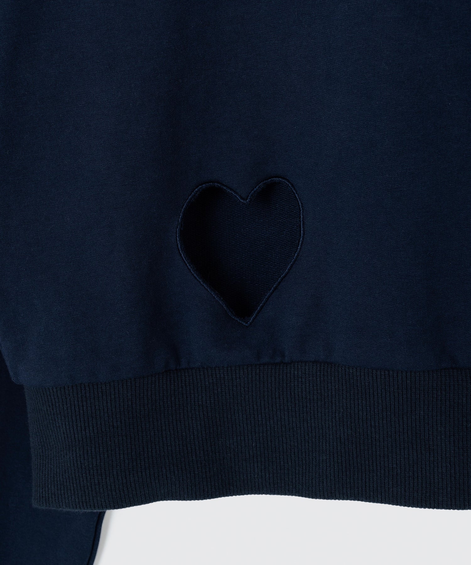 Heart Cutout Cropped Sweatshirt | ハートクロップド スウェット トップス Lazy Styles | Official Online Store