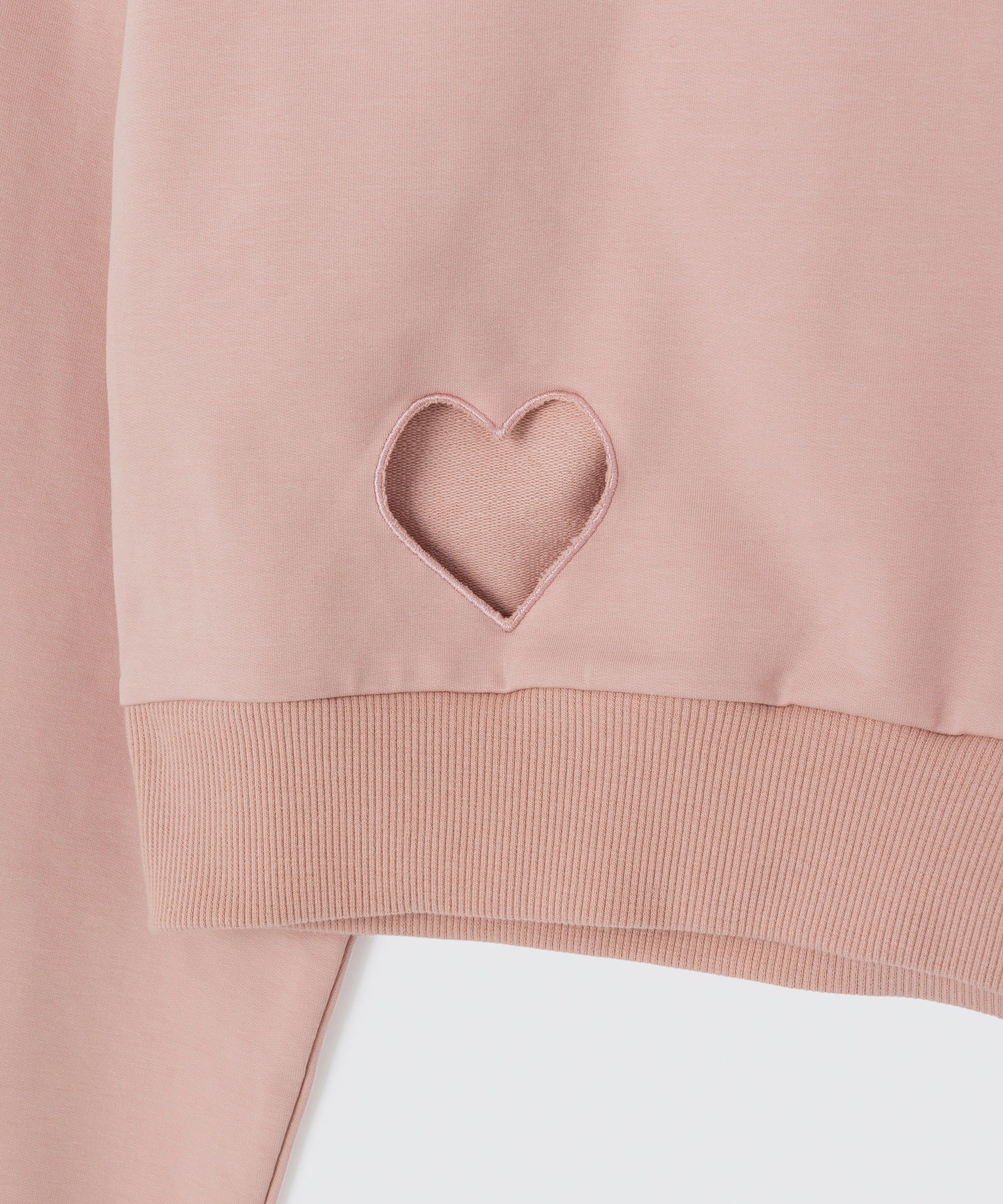 Heart Cutout Cropped Sweatshirt | ハートクロップド スウェット トップス Lazy Styles | Official Online Store