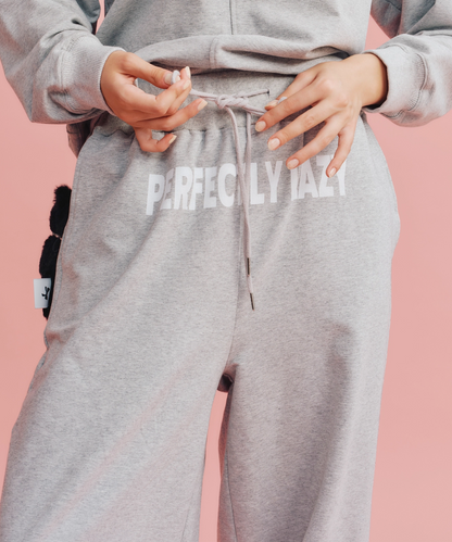 Wide Leg Sweatpants Heel Design | ワイドレッグ スウェットパンツ フロントデザイン Lazy Styles | Official Online Store