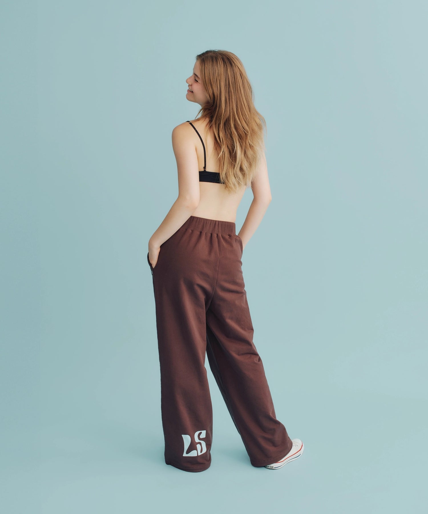 Wide Leg Sweatpants Heel Design | ワイドレッグ スウェットパンツ ヒールデザイン Lazy Styles | Official Online Store